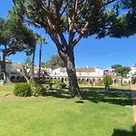 Casa Adosada Con Patio Privado Con Barbacoa Y Piscina Cerca De La Playa